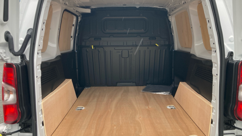 Peugeot Partner Standard Diesel 1.5 BlueHDi 100 Asphalt Van